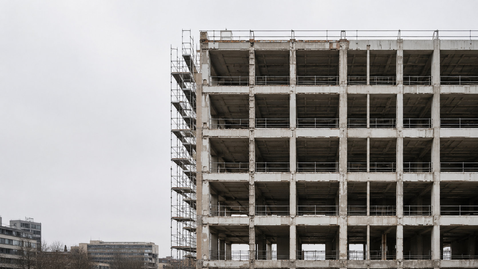 De toute façon, il faut bien construire